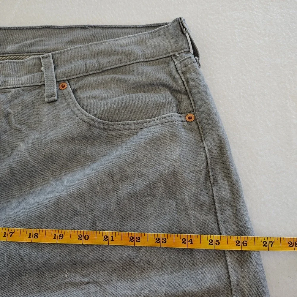 Levis 501 Jeans Mens 44x30 Gray Wash Denim‎ Straight Leg Classic Button Fly